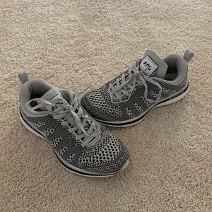 APL Sneakers barely used